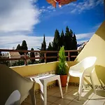 Duquesa De Espana Apartment *